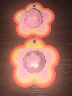 DAISÉ Juicy Pomegranate Hydrating Lip Balm - Pink